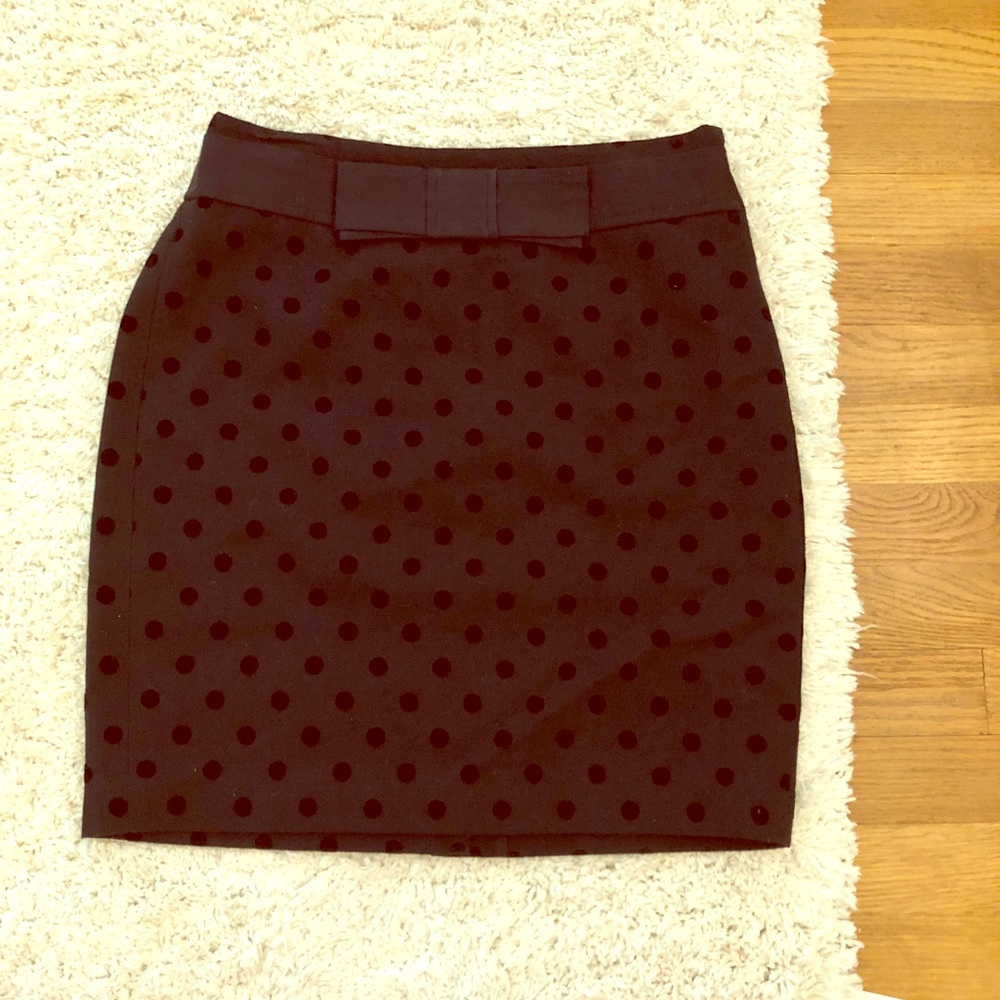 EUC, Loft, Black polka Dot Pencil Skirt!